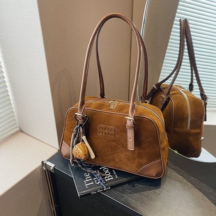 810072 CM 3 High-Quality Bags