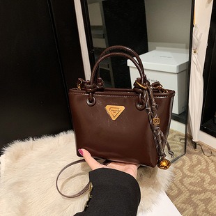 M13045 18x12x16cm High Quality Bags