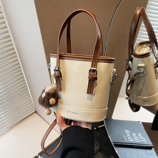 M13014 17x10x26cm High Quality Bags