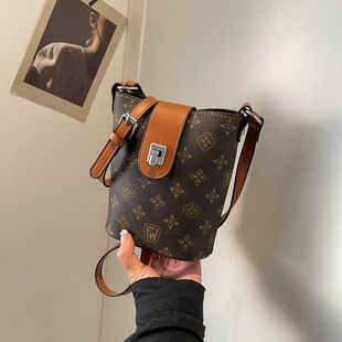 M14526 27x16x8cm High Quality Bags