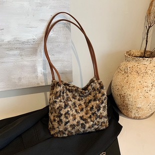 M14784 15x8x30cm High Quality Bags