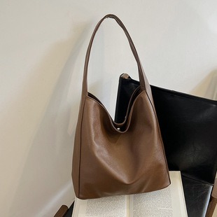 443497 CM 9 High-Quality Bags