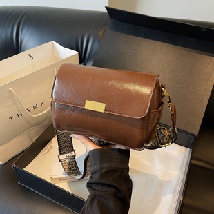 M21164 27x18x9cm High Quality Bags