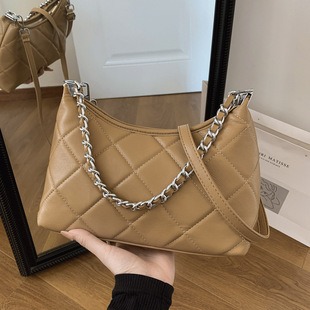 M93483 31.5x20x11cm High Quality Bags