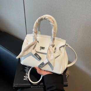 M43986 15x17x15cm High Quality Bags