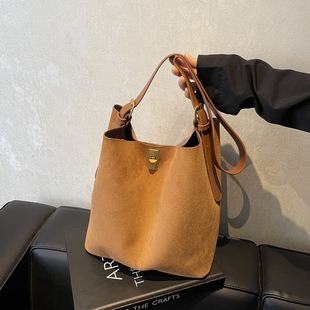 M23782 blue silk screen 20x31x7cm High Quality Bags