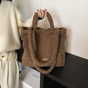 724713 High-Quality Bags