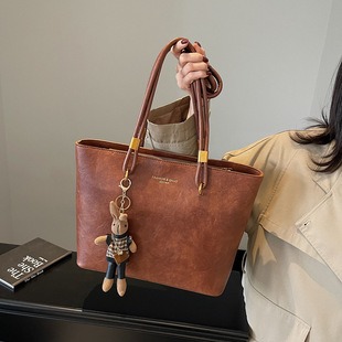 699756 High-Quality Bags