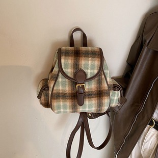 742360 CM 9 High-Quality Bags