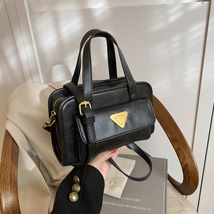 410812 CM 19 High-Quality Bags