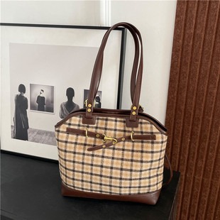 M46403 S1 41x48x13cm High Quality Bags