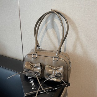 M82076 25x15.5x6.5cm High Quality Bags