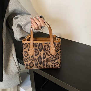 820692 CM 3 High-Quality Bags