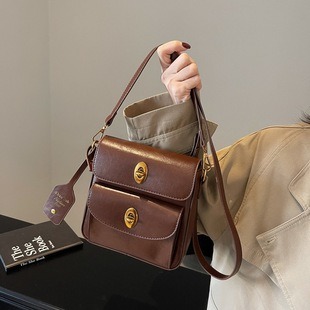 821217 CM 1 High-Quality Bags