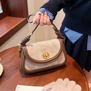 672987 High-Quality Bags