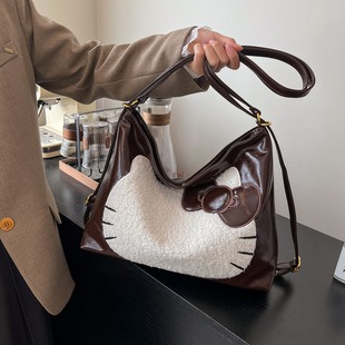 517350 CM 3 High-Quality Bags