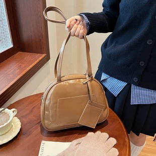 476433 CM 8 High-Quality Bags