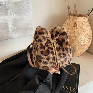 M46436 Black Flower (Pumpkin) 44x24x7cm High Quality Bags