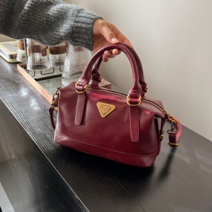 631685 High-Quality Bags