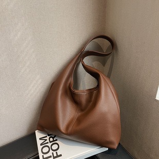 702721 CM 6 High-Quality Bags