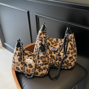 410812 CM 24 High-Quality Bags