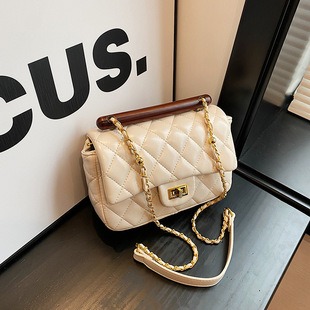 699406 High-Quality Bags