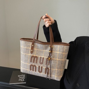 696056 CM 3 High-Quality Bags