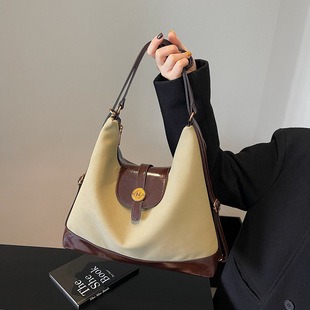 M23363 Dark Blue 31x20x11cm High Quality Bags