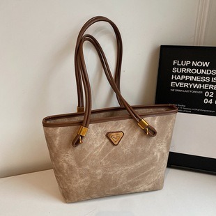 703848 High-Quality Bags