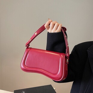 702106 High-Quality Bags