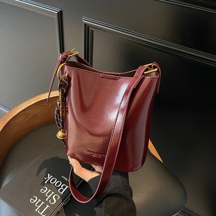 M24151 Black 23x16x10cm High Quality Bags