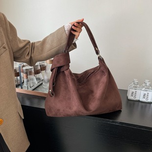 M83300 19x10.5x6cm High Quality Bags