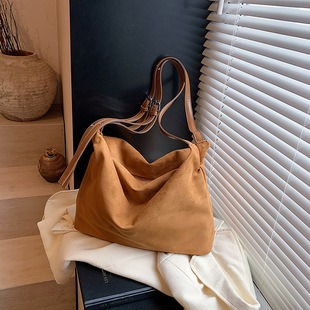 731782 CM 1 High-Quality Bags