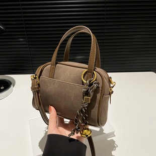 746124 High-Quality Bags