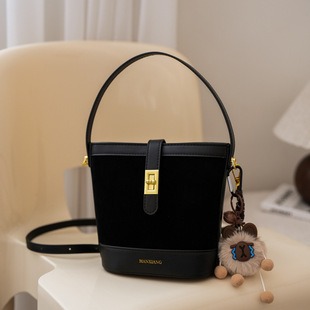 M11199 HH29 24x25x12cm High Quality Bags