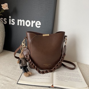 724704 CM 1 High-Quality Bags