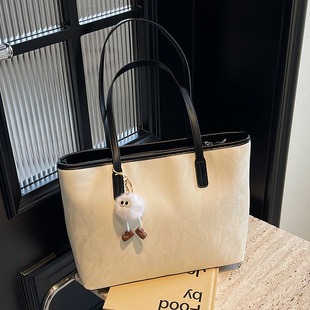 781387 CM 4 High-Quality Bags